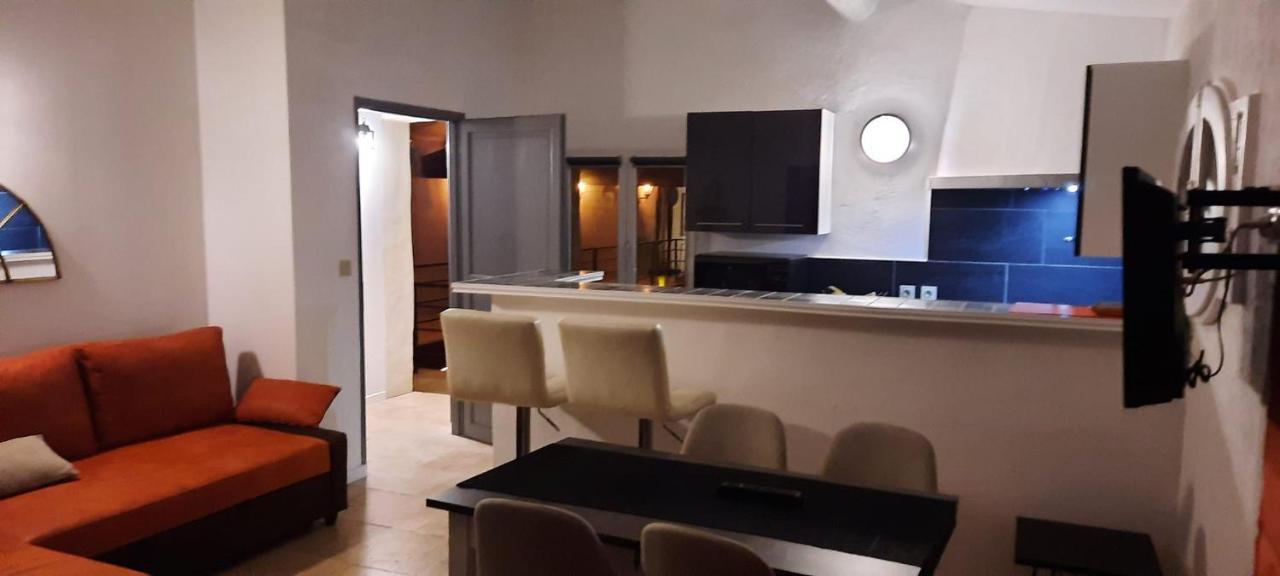 Domaine Des Francobelges - Appartements Lauris Exterior foto